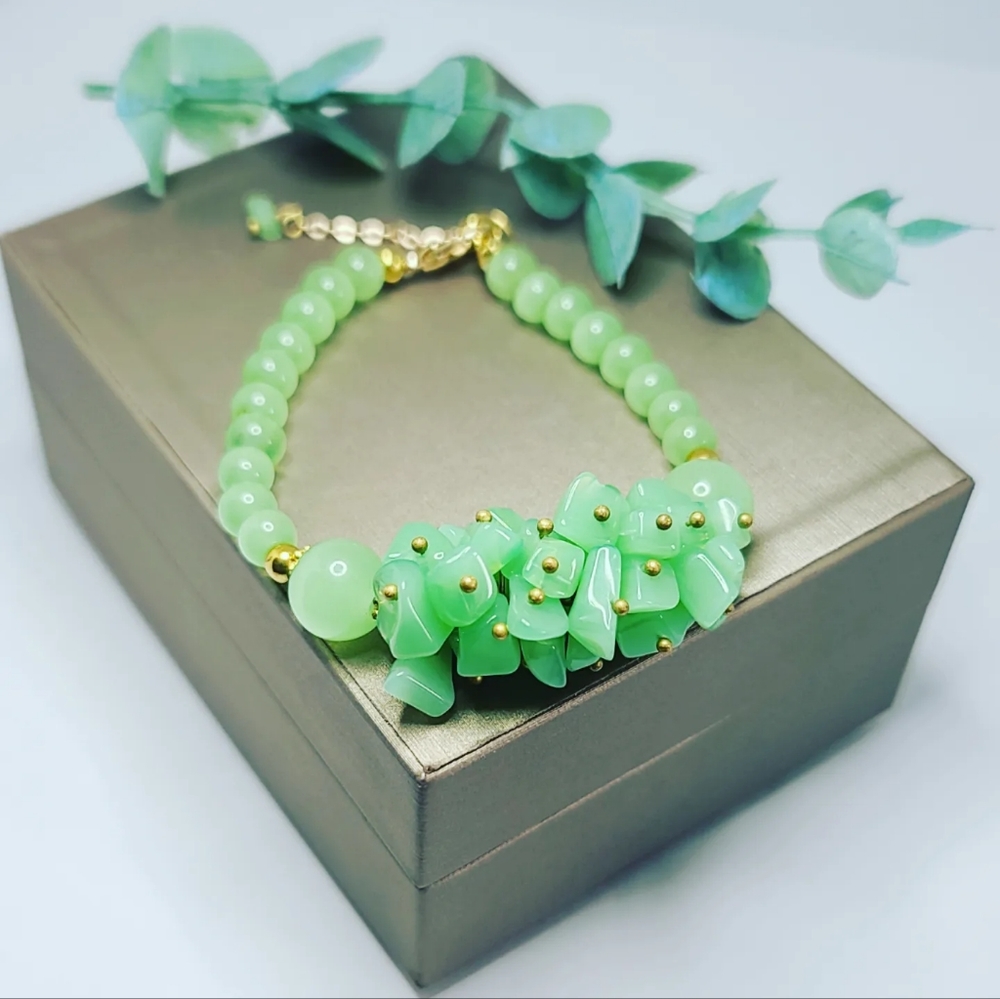 Green Cat Eye bracelet